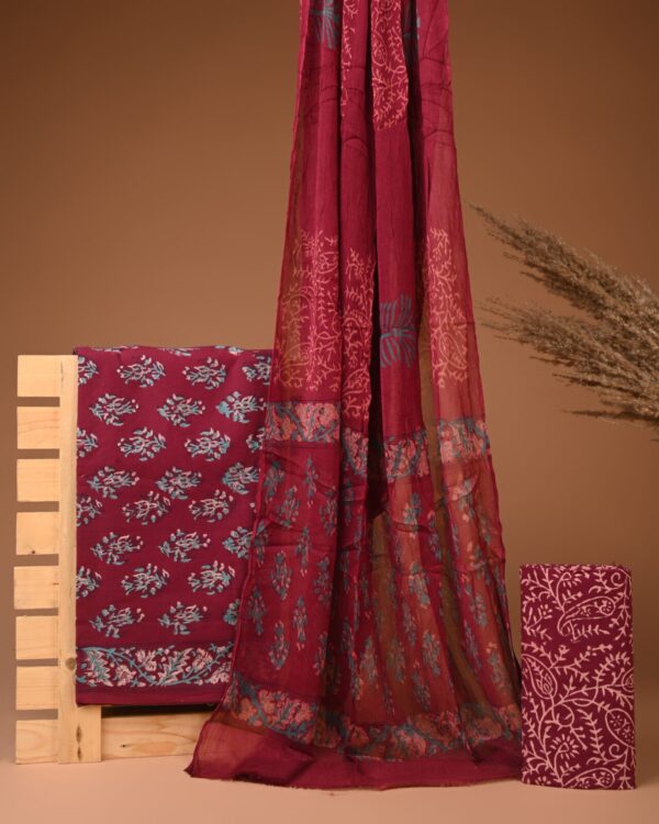 Cotton Suit with Chiffon Dupatta