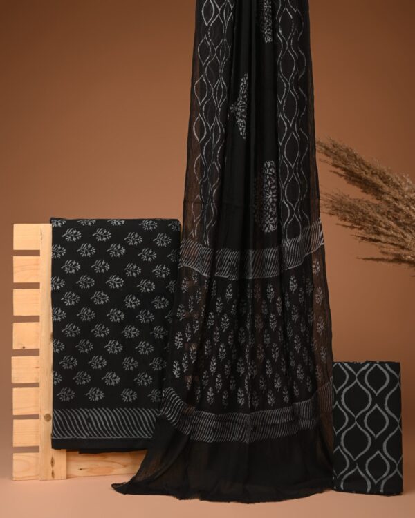 Cotton Suit with Chiffon Dupatta