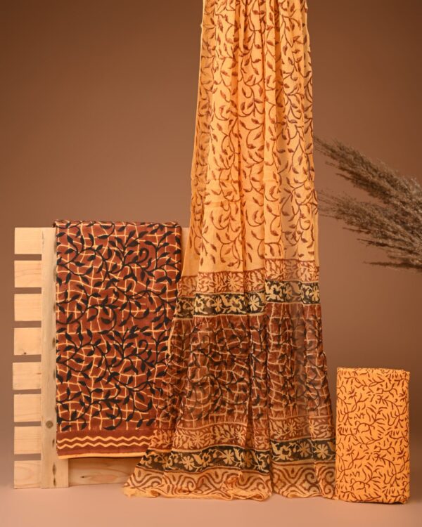 Cotton Suit with Chiffon Dupatta